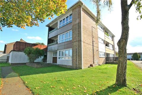 Chetwode Road, Surrey KT20 2 bed flat for sale