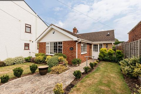 Preston Avenue, Faversham, ME13 2 bed detached bungalow for sale