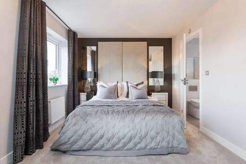 Woodmansey Mile, Beverley  HU17 4 bed semi