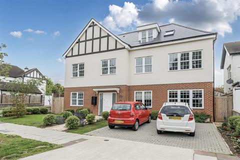Alexandra Drive, Surbiton 3 bed apartment for sale