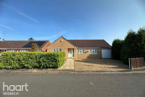 Yokine Gardens, Guyhirn 3 bed detached bungalow for sale