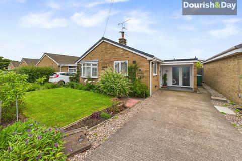 Magnolia Close, Stafford ST18 2 bed detached bungalow for sale