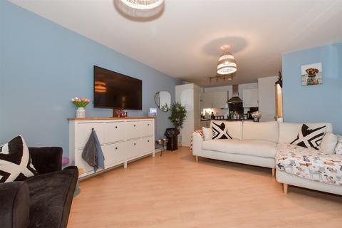 Sandling Lane, Penenden Heath... 1 bed ground floor flat for sale