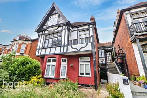 Cossington Road, Westcliff