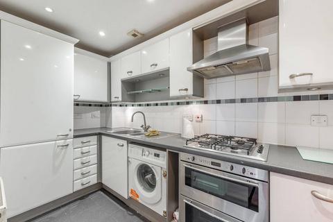 Station Road, HA8, Edgware, HA8 2 bed flat for sale