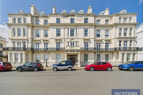The Crescent, Filey 3 bed apartment for sale