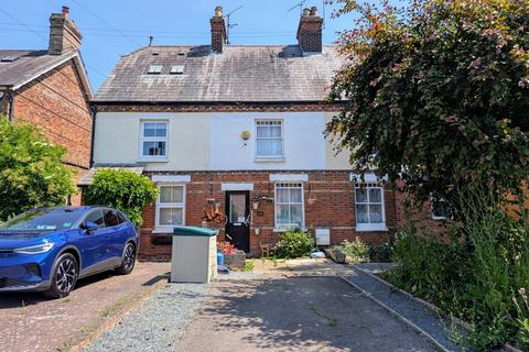 Grange Hill, Colchester CO6 2 bed terraced house for sale