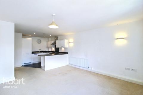 Heathcote Road, Bordon 1 bed apartment for sale