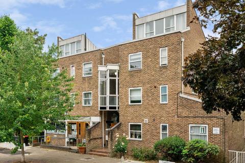 Gore Road, London E9 1 bed flat for sale