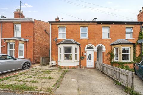 Copt Elm Road, Cheltenham GL53 2 bed semi