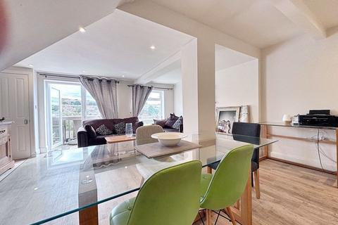 Stanmer Park Road, Brighton 3 bed semi