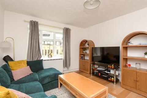 Belgravia Court, Horley RH6 1 bed flat for sale