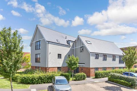 Cockpit House, Chatham ME4 2 bed ground floor flat for sale