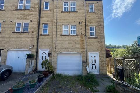 Daisy Hill Close, Halifax HX2 4 bed end of terrace house for sale