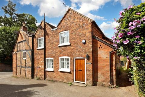 Wycombe End, Beaconsfield... 3 bed end of terrace house for sale