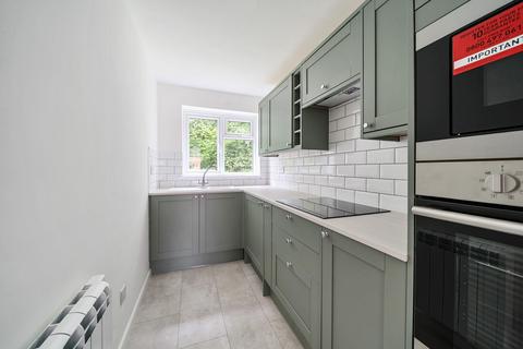 Sullivan Close, Farnborough... 1 bed maisonette for sale