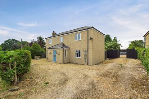 Ely Road, Downham Market PE38 4 bed detached house for sale