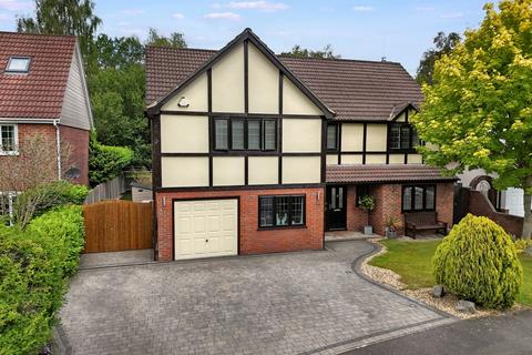 Ferndown 4 bed detached house for sale