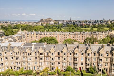 65/1 Warrender Park Road, Marchmont... 2 bed flat for sale