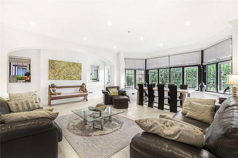 Cockfosters Road, Barnet EN4 2 bed apartment for sale
