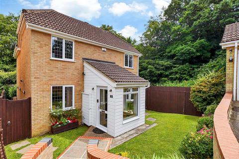 Olivine Close, Chatham ME5 5 bed detached house for sale
