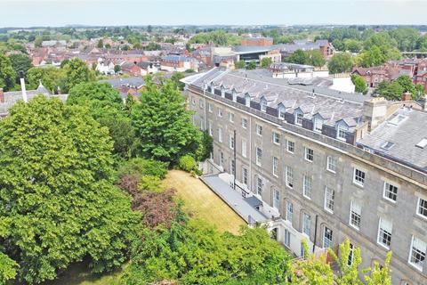 Claremont Bank, Shrewsbury 2 bed apartment for sale