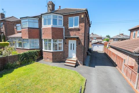 Hawks Nest Rise, Leeds, West Yorkshire 3 bed semi
