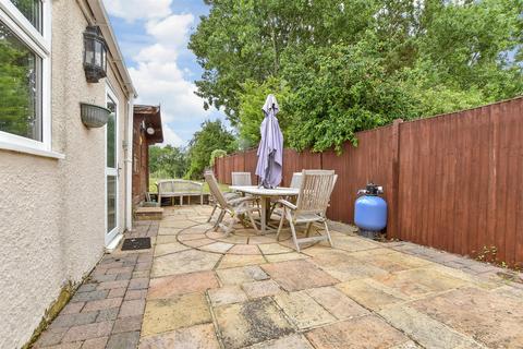 Little Bookham Street, Bookham... 3 bed semi