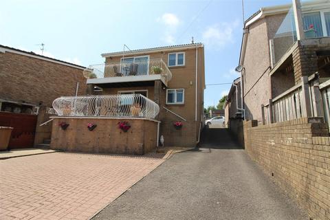 Libanus Road, Blackwood NP12 3 bed detached house for sale