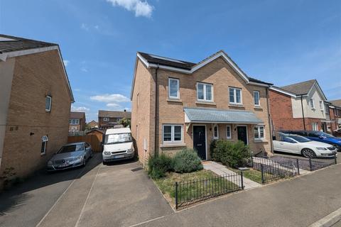 2 bedroom semi-detached house for sale