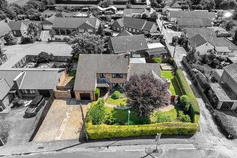 Walton Road, Wisbech, PE13 5 bed detached house for sale