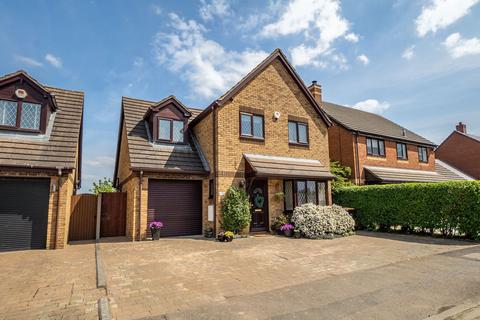 Howard Close, Wilstead 4 bed detached house for sale