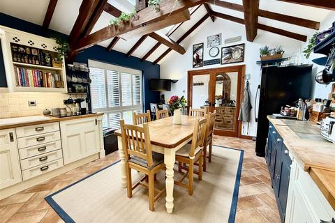 St Peters Cottages, Broad Hinton 2 bed barn conversion for sale
