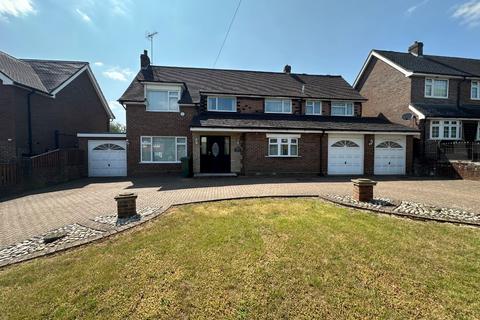 Old Bedford Road, Luton 4 bed detached house for sale