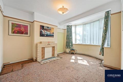 Medway Drive, Perivale, Middlesex, UB6 3 bed end of terrace house for sale