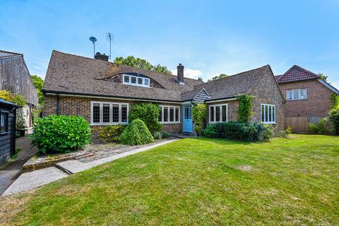 Cat Street, Upper Hartfield, TN7 5 bed chalet for sale