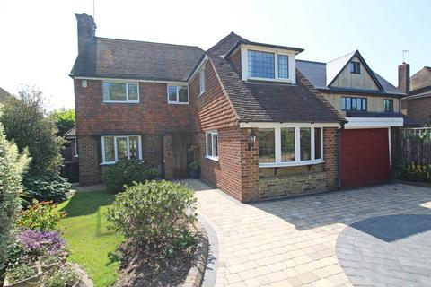 Willingdon Road, Eastbourne, BN20 9JP 3 bed detached house for sale