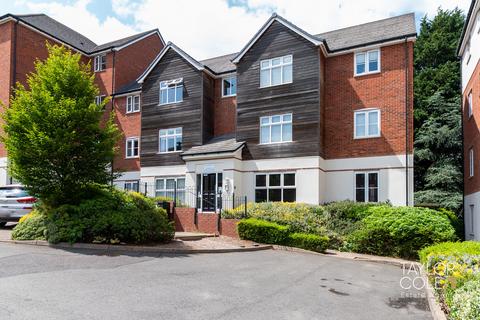 Oak View House, The Laurels 2 bed ground floor flat for sale