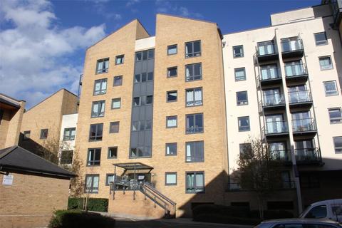 Ashton Court, Woking GU21 1 bed flat for sale
