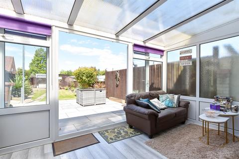 Dean Road, Rochester ME2 3 bed semi