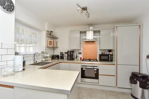 Macklands Way, Gillingham ME8 3 bed end of terrace house for sale