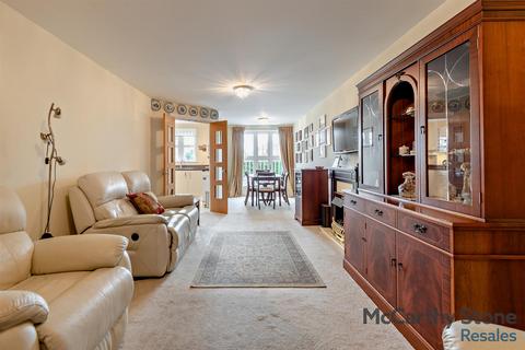Swift House, St. Lukes Road, Maidenhead 2 bed apartment for sale