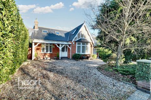 Ingrave Road, Brentwood 4 bed detached house for sale