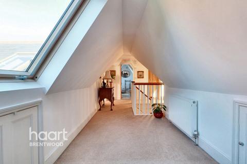 Ingrave Road, Brentwood 4 bed detached house for sale