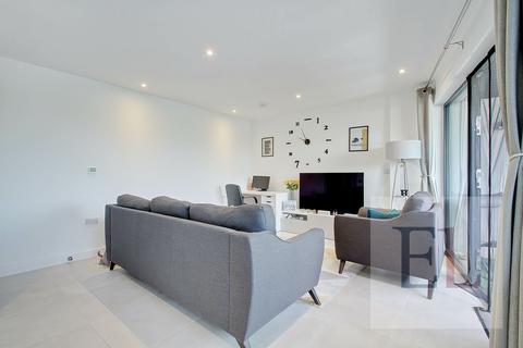 Alexandra Avenue, Harrow HA2 1 bed apartment for sale