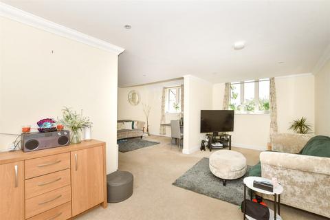 Fleur de Lis, Haywards Heath RH16 2 bed duplex for sale