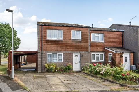 Farmers Close, Reading, Berkshire 4 bed end of terrace house for sale