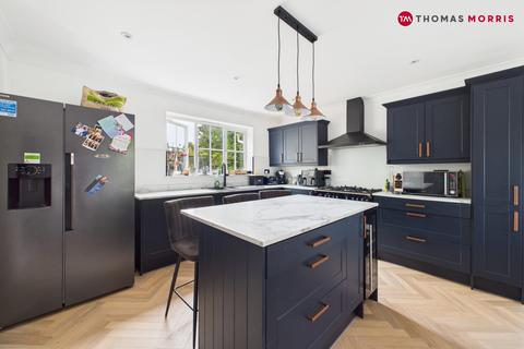 Pathfinder Way, Huntingdon PE28 5 bed detached house for sale