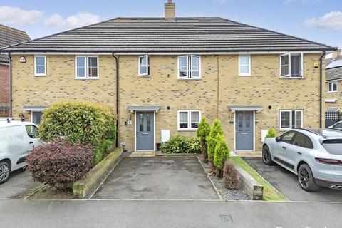 Leaf Hill Drive, Romford, RM3 2 bed terraced house for sale