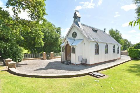 Moss Lane, Betton, TF9 2 bed detached house for sale